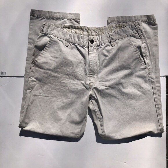 Calvin Klein Jeans Men's 36x30 Light Gray 100% Cotton Excellent Condition - Picture 1 of 5